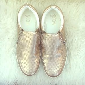 Gold zipper shoes comment if you want these